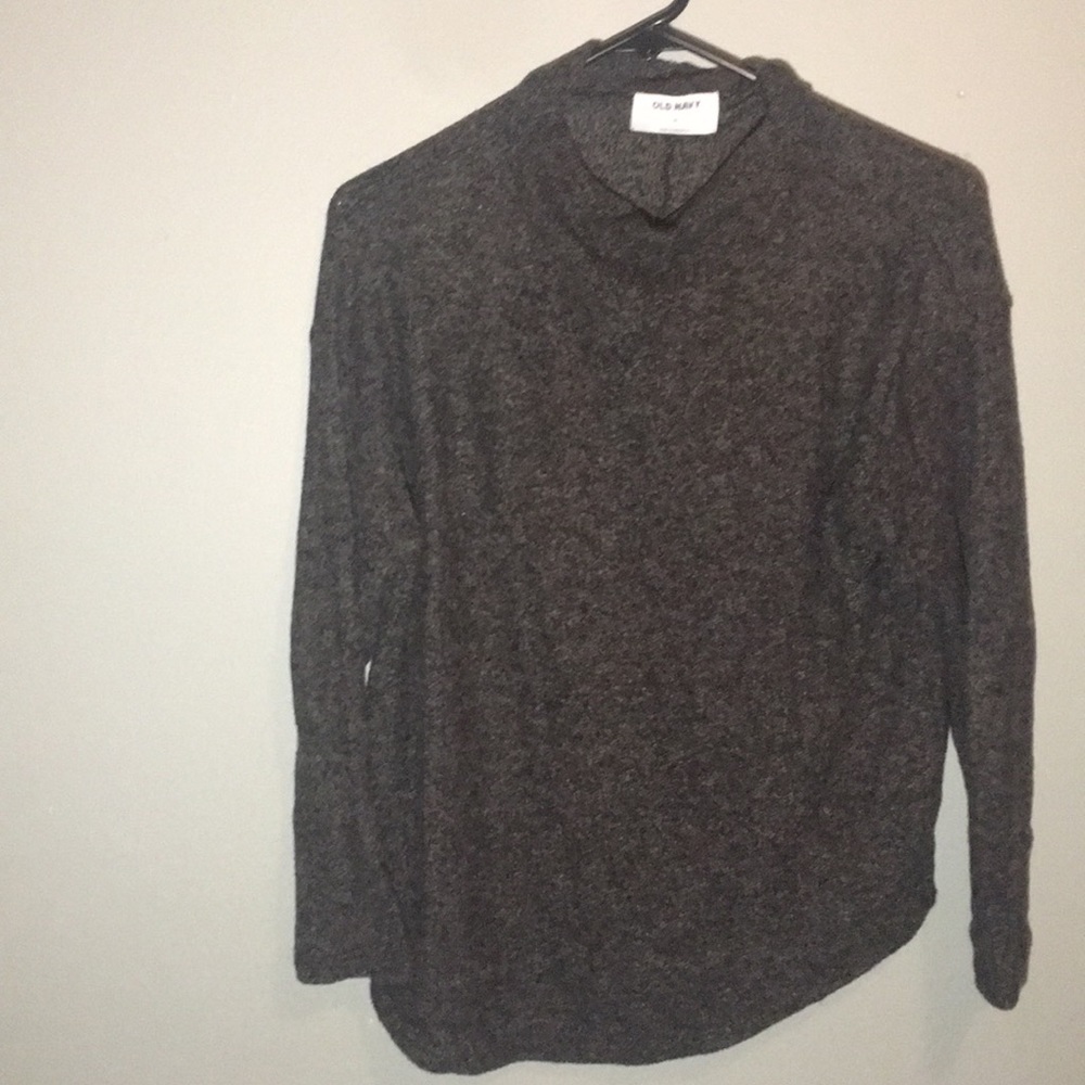 grey knitted dress shirt